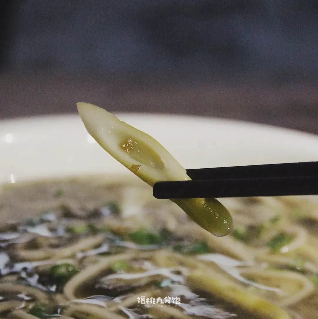 王宝强吃面道士下山,道士下山吃面图片