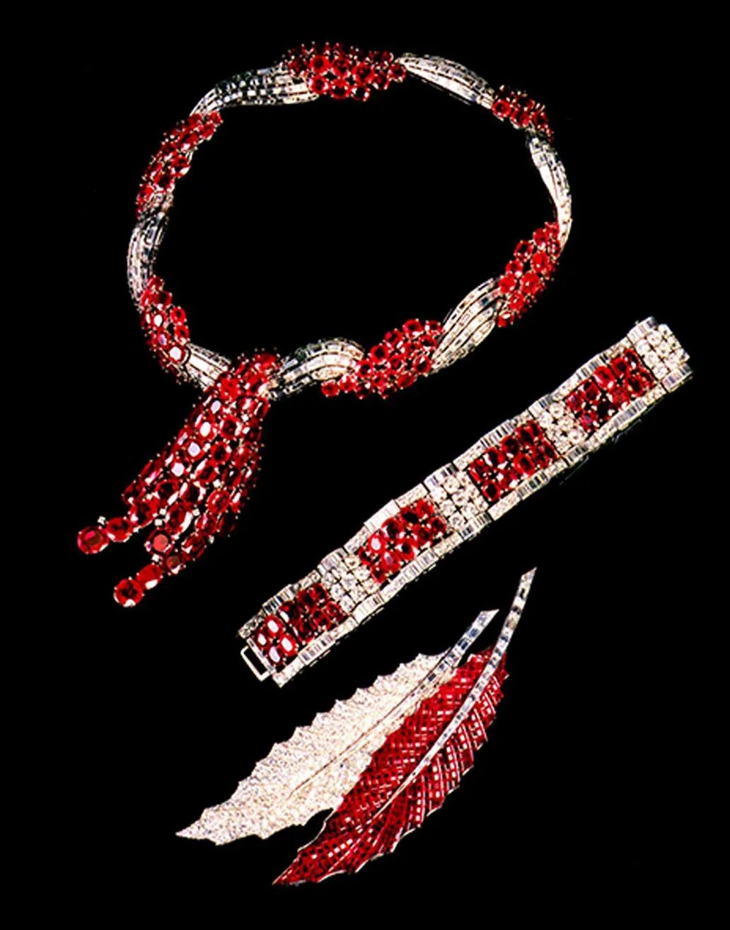 温莎公爵夫人珠宝归谁,温莎公爵夫人珠宝收藏