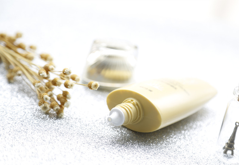 防晒做得好青春不显老,防晒做得好皮肤黑不了