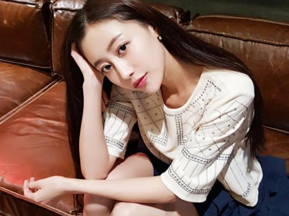 为什么大学里的英语课，多数是年轻漂亮的女老师？男老师去哪了