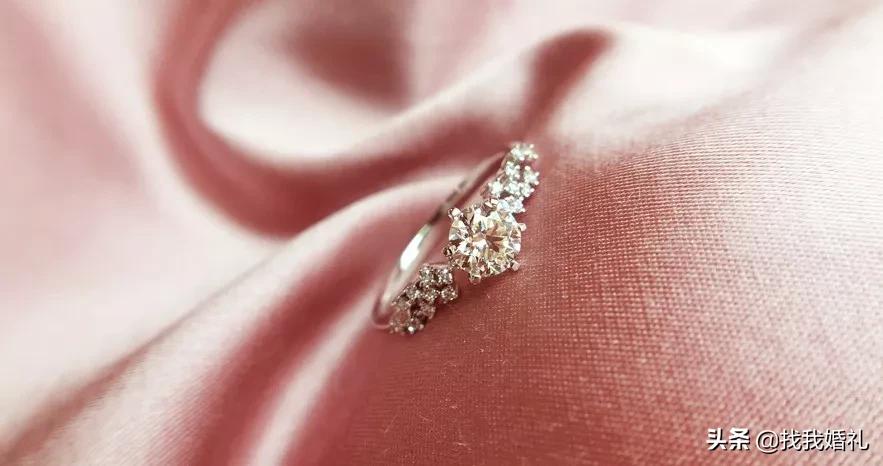 便宜好看实用的婚戒款式,大牌简约婚戒推荐