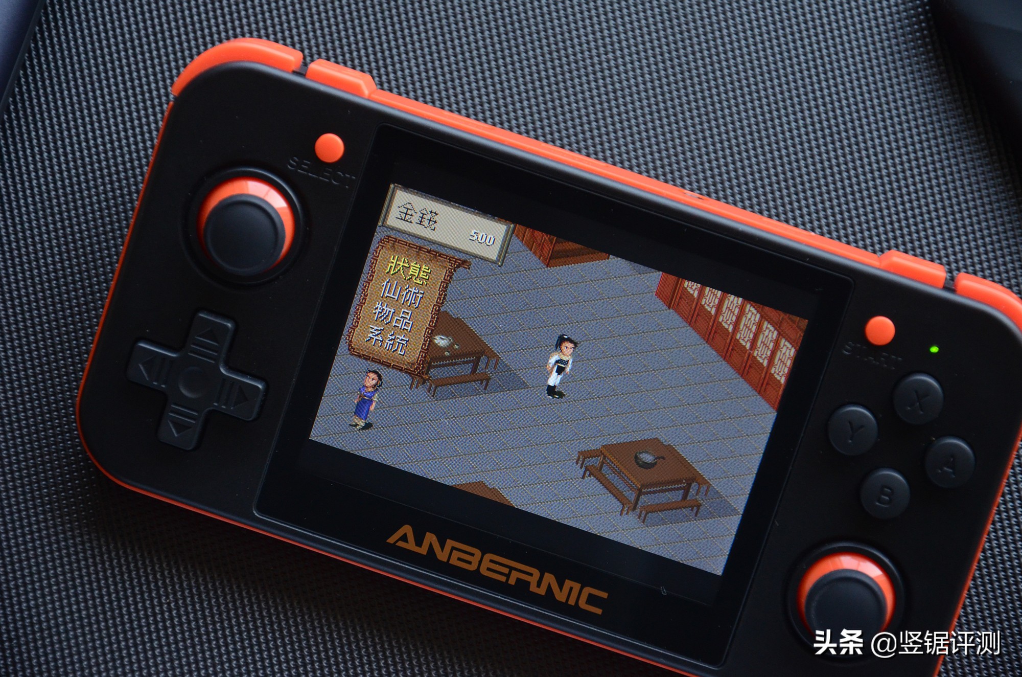 3.5英寸IPS屏，能模拟运行数千款游戏，国产“口袋掌机”评测