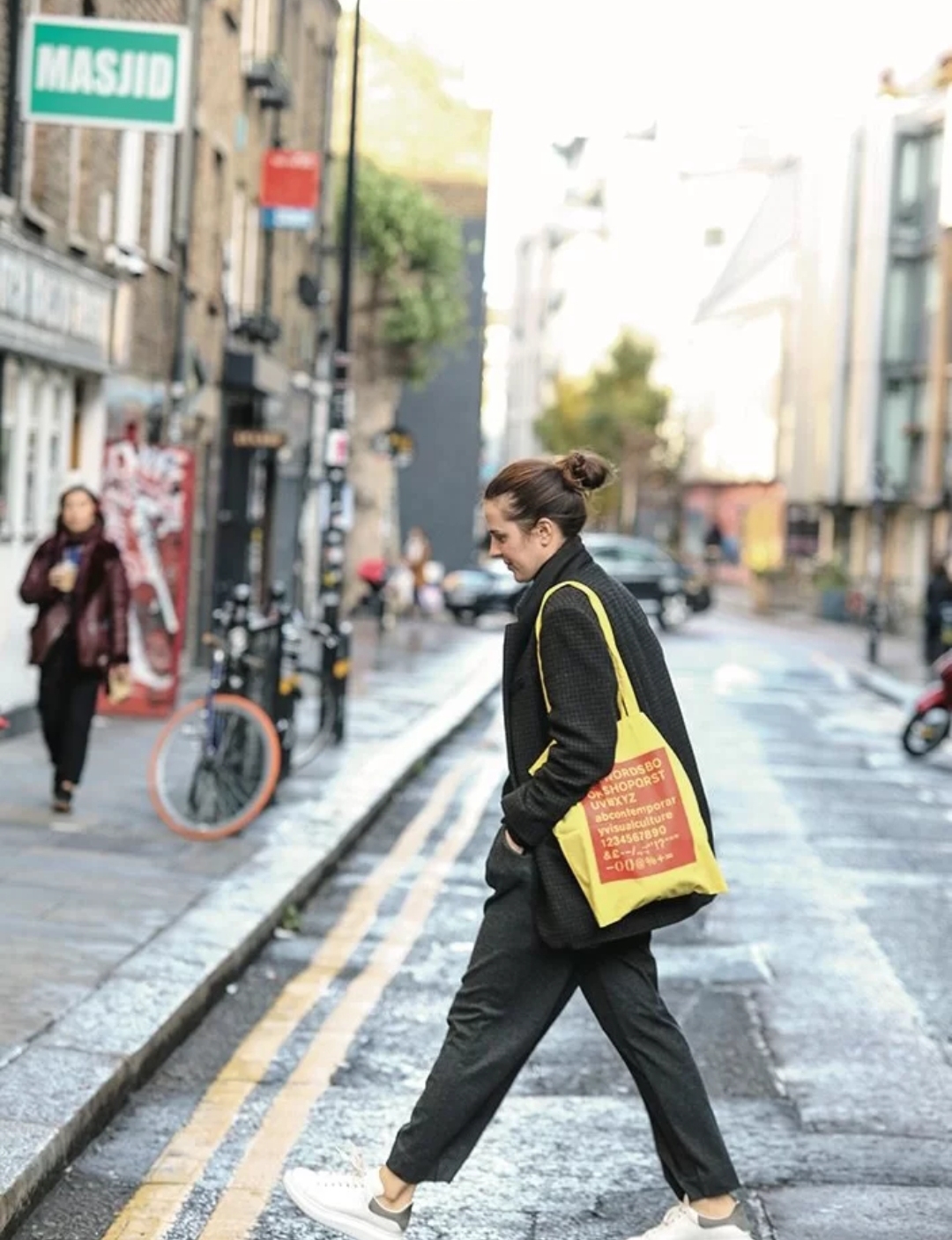 好看的时尚穿搭短视频,好看的穿搭现实生活