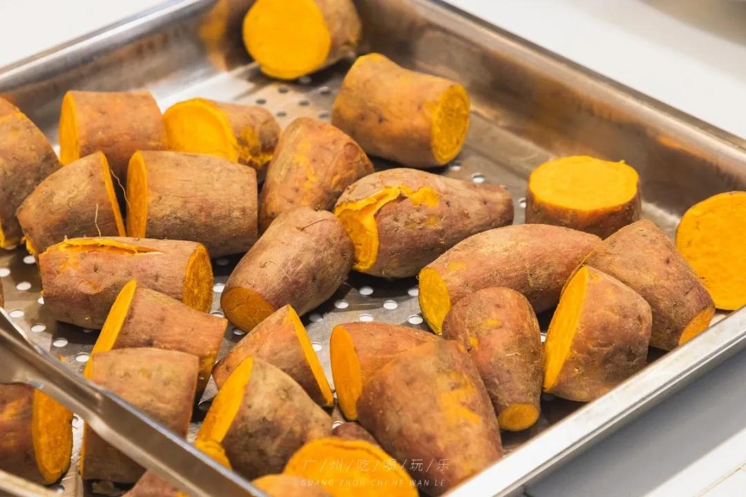 天平架素食自助餐,15元吃素食自助餐