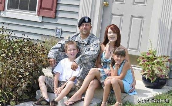 美军刚入伍的普通士兵工资是多少,美军士兵服役6年有什么待遇