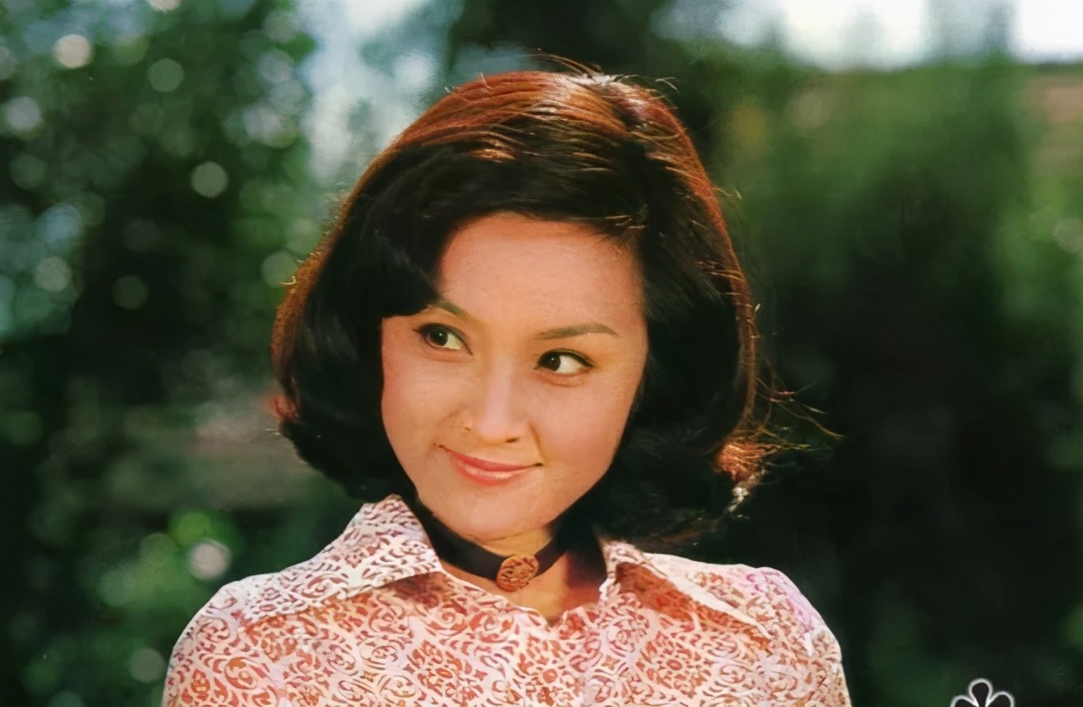 谢贤和前妻离婚以后的关系怎么样,谢贤为何与狄波拉离婚