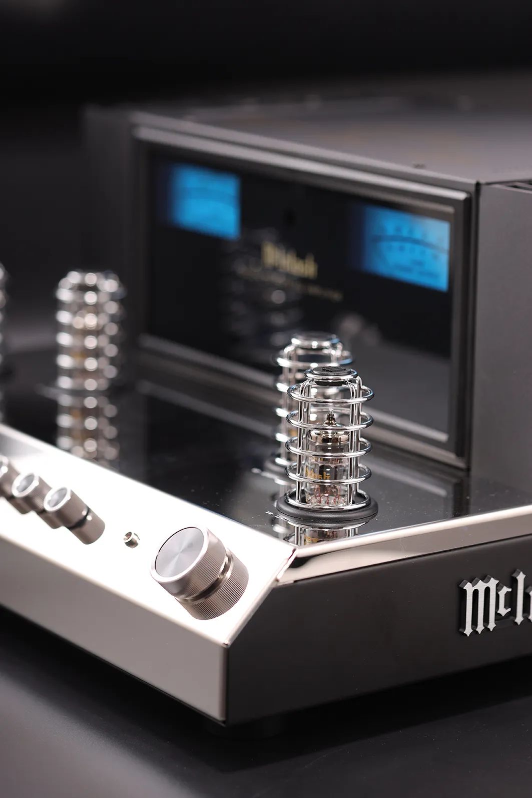 看到外观就想掏钱——McIntoshMA352合并功放