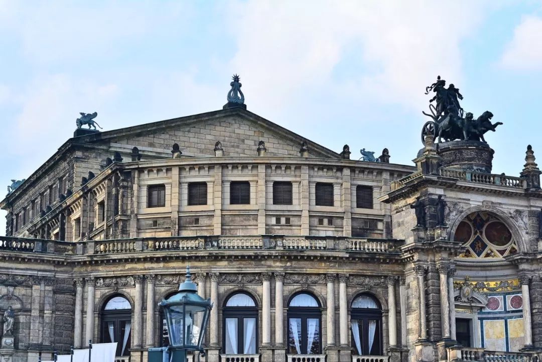 一个传奇的男人,一个传奇般的男人