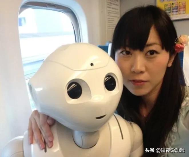和机器人谈恋爱的日本人,女博士和机器人恋爱