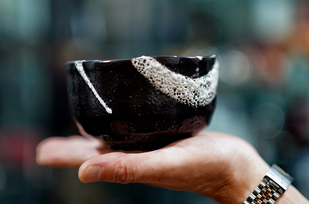 老式铜葫芦烟袋,古玩市场的铜胎掐丝珐琅花瓶