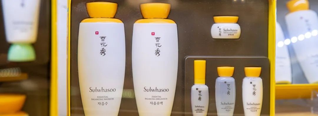 从韩国回来在超市买东西,从韩国进口商品