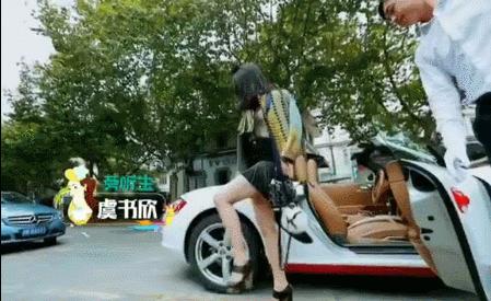 27岁离异少妇,D杯胸、小蛮腰让直男扛不住了....