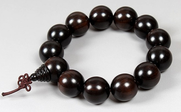 27种木质手串材质对照,各种材质的手串有什么功效