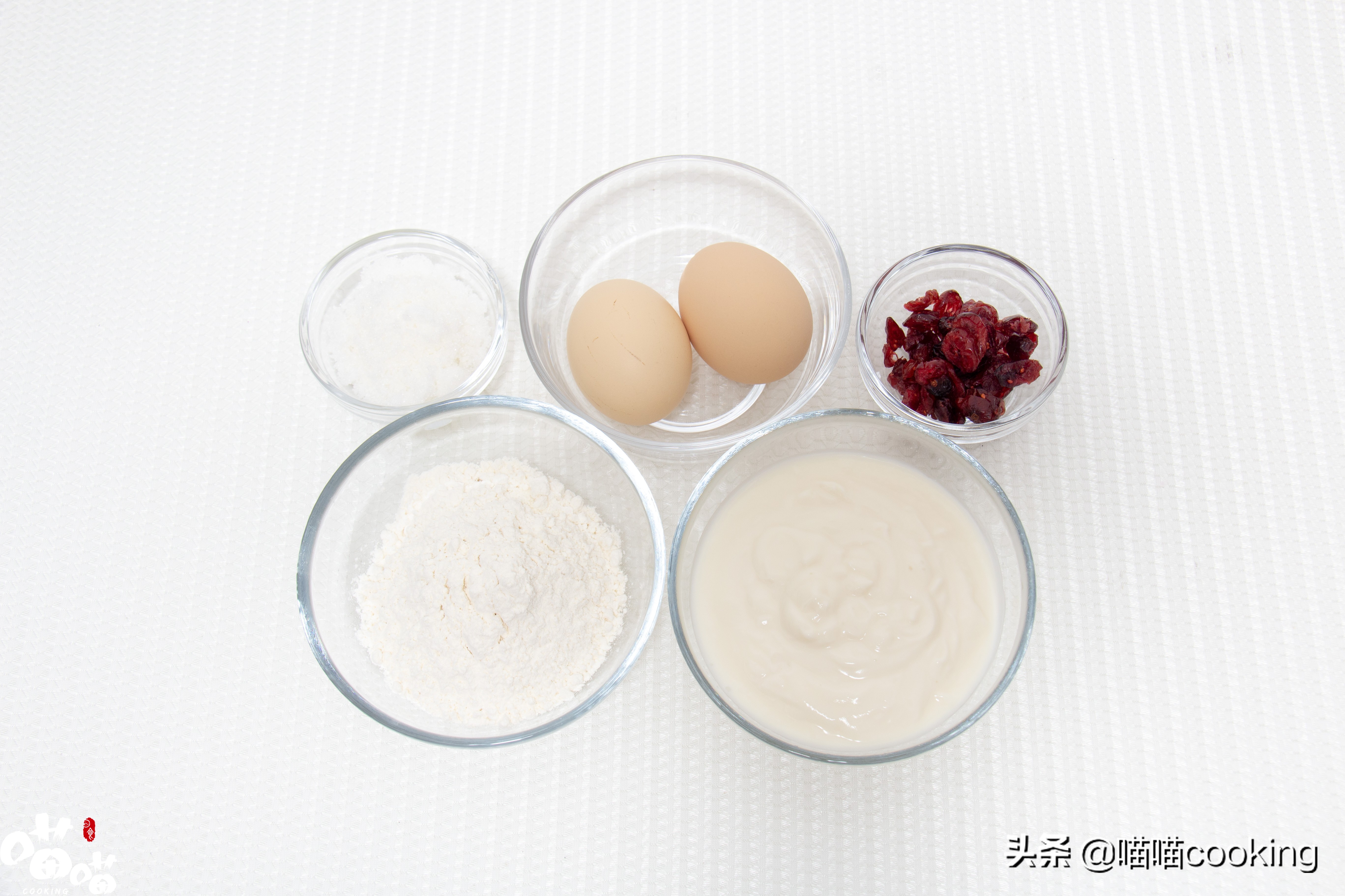 何炅教你做蛋糕烤箱20分钟搞定,何炅同款随手小蛋糕完整教程出炉