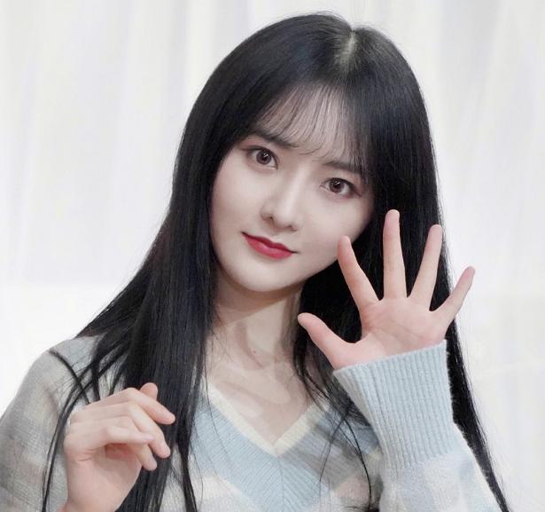 许佳琪戴萌troublemaker舞台综艺,troublemaker双人舞蹈戴萌许佳琪