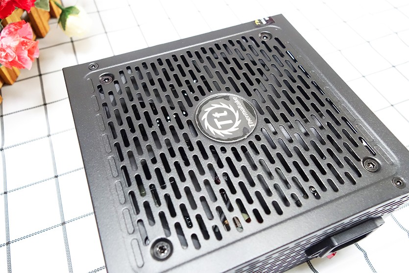 tt挑战者h6机箱接口,tt挑战者h6机箱怎么装