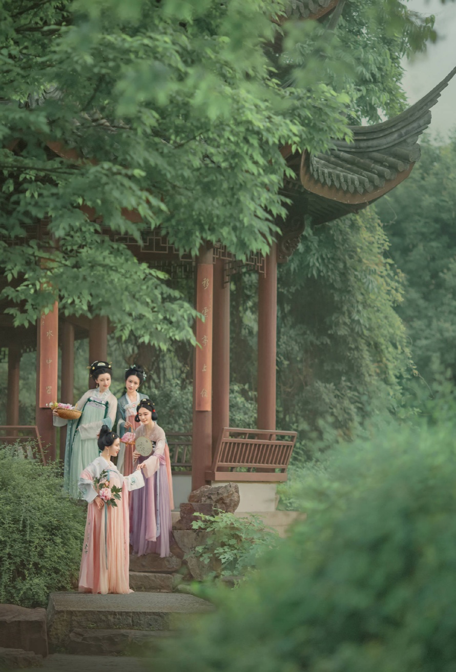 描写生辰的诗词,古风贺生辰诗词