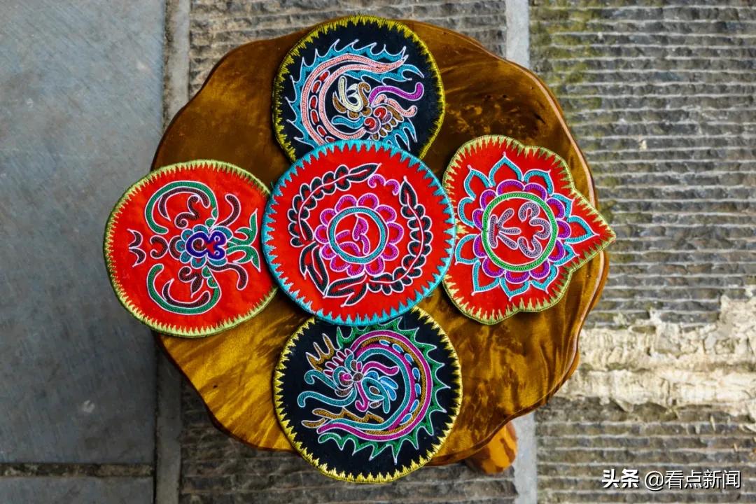 纯手工水族马尾绣,水族马尾绣传承千年的活化石