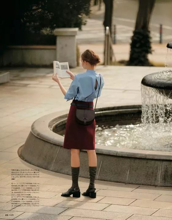 秋冬的裙子这样穿才好看,秋冬怎么穿裙子好看又不冷