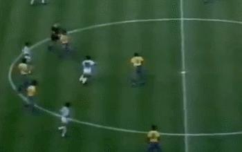 马拉多纳神奇技巧,马拉多纳十种最常用的足球技术