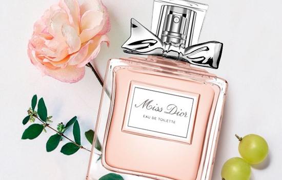 迪奥甜心小姐香水和花漾怎么鉴别,迪奥花漾甜心香水为什么刚喷刺鼻