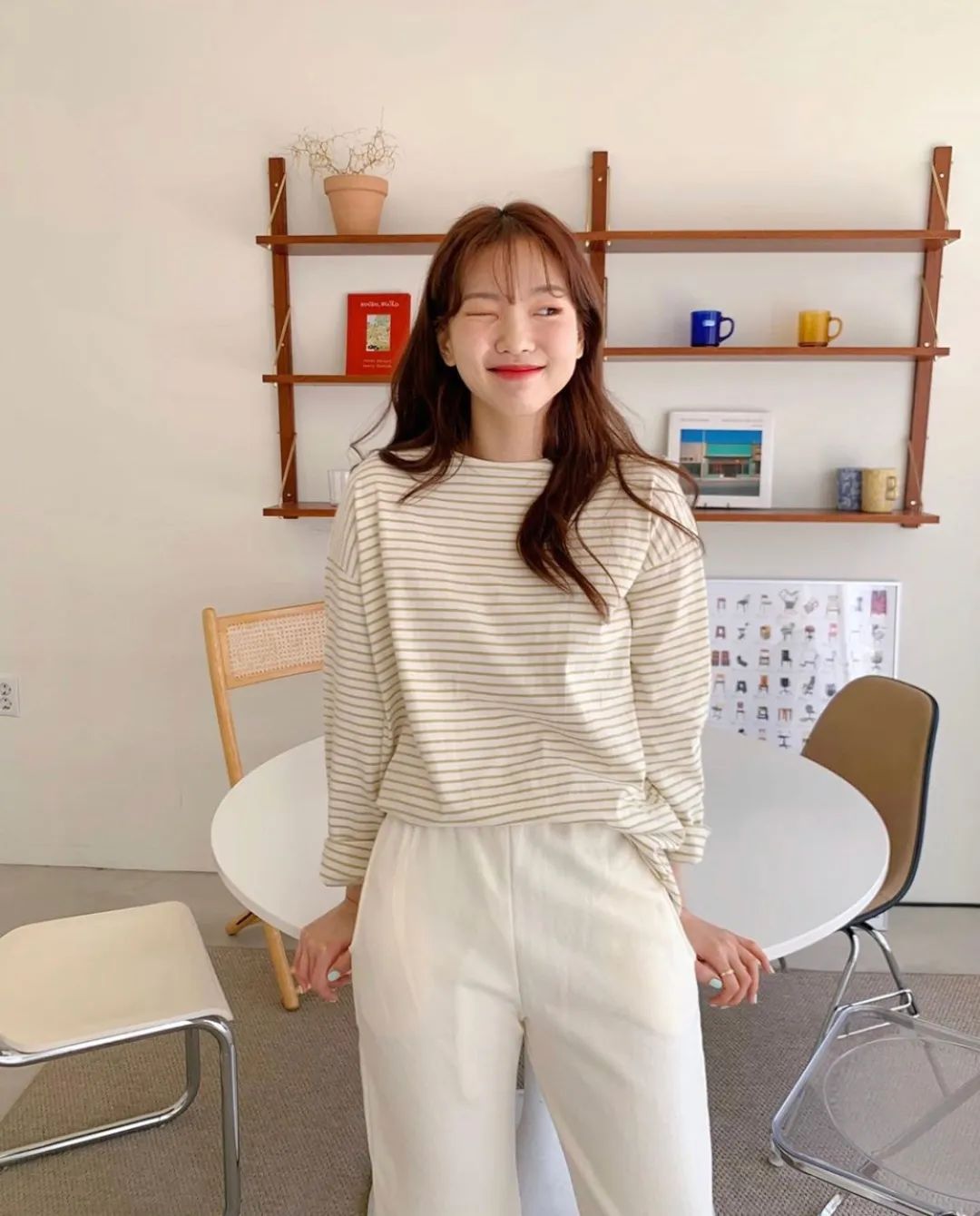 小白裤如此穿搭尽显高级感,夏季薄款纯白色八分小白裤女士