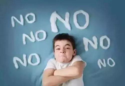 3岁的孩子很倔强固执怎么办？妈妈别担心，也许是孩子敏感期到了