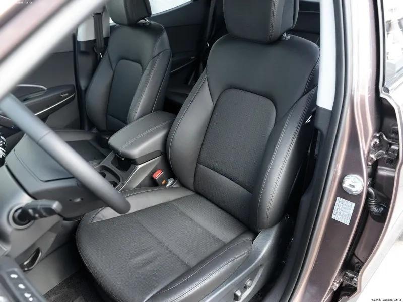 空间大二手车2万左右,二手车2010年现代胜达值多少钱