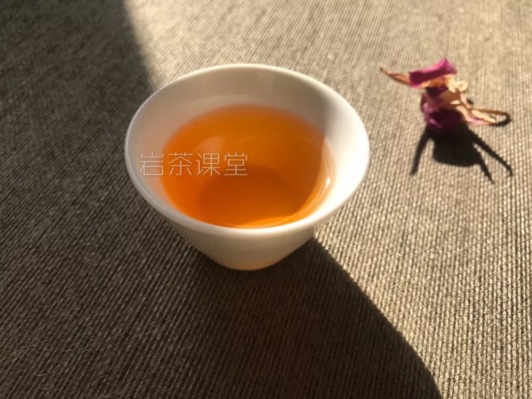 桐木关的红茶和云南红茶的区别,桐木关红茶是什么红茶