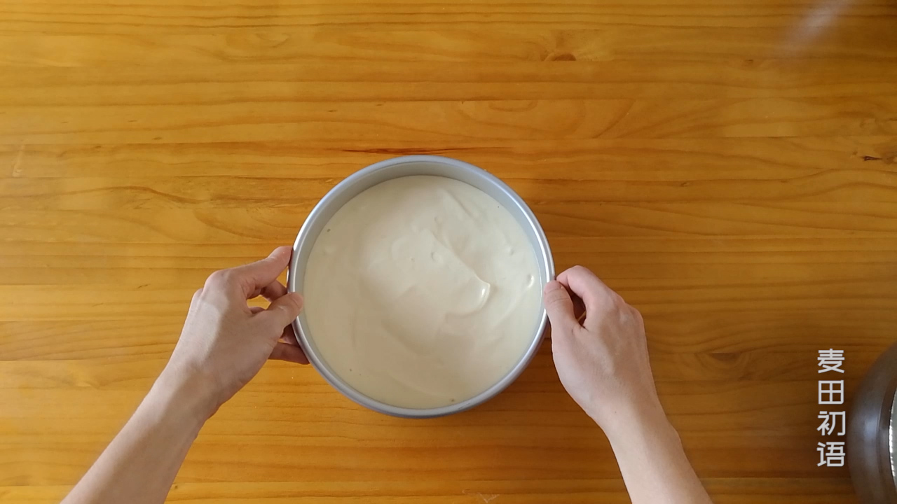 戚风蛋糕凹底和塌陷是怎么回事,做戚风蛋糕不塌陷的秘诀是啥