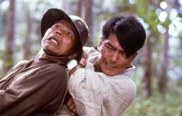 34年前的香港巨制战争片洪金宝,洪金宝早期电影4大名场面