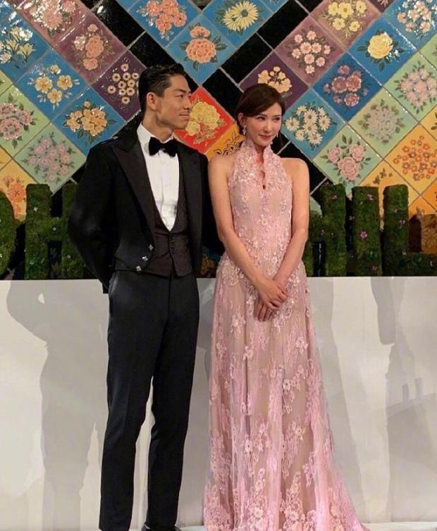 林志玲将与老公合体首秀,48岁林志玲穿结婚时礼服出席活动