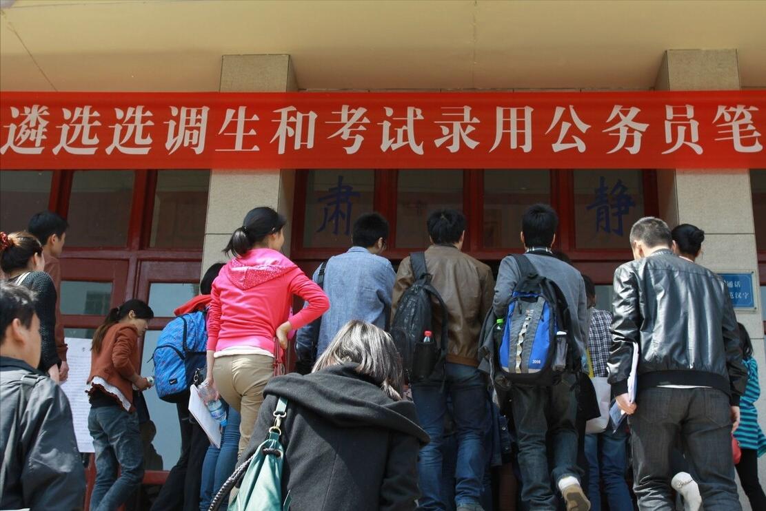 选调生晋升真有那么快吗,普通选调生和公务员哪个难度大