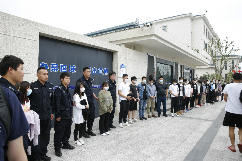 网络水军冒充记者敲诈勒索,广州警方打击网络水军系列案