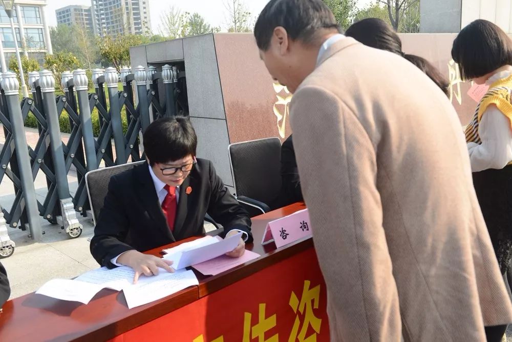 牡丹区人民法院咨询电话,法院开展综合治理执行难宣传活动