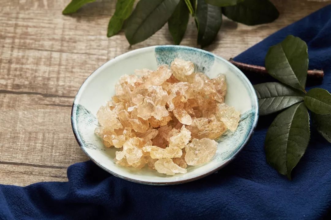 又到换季，你的皮肤也开始干燥缺水了？用上这一招，不仅补水，还有助于瘦身和调节免疫力！