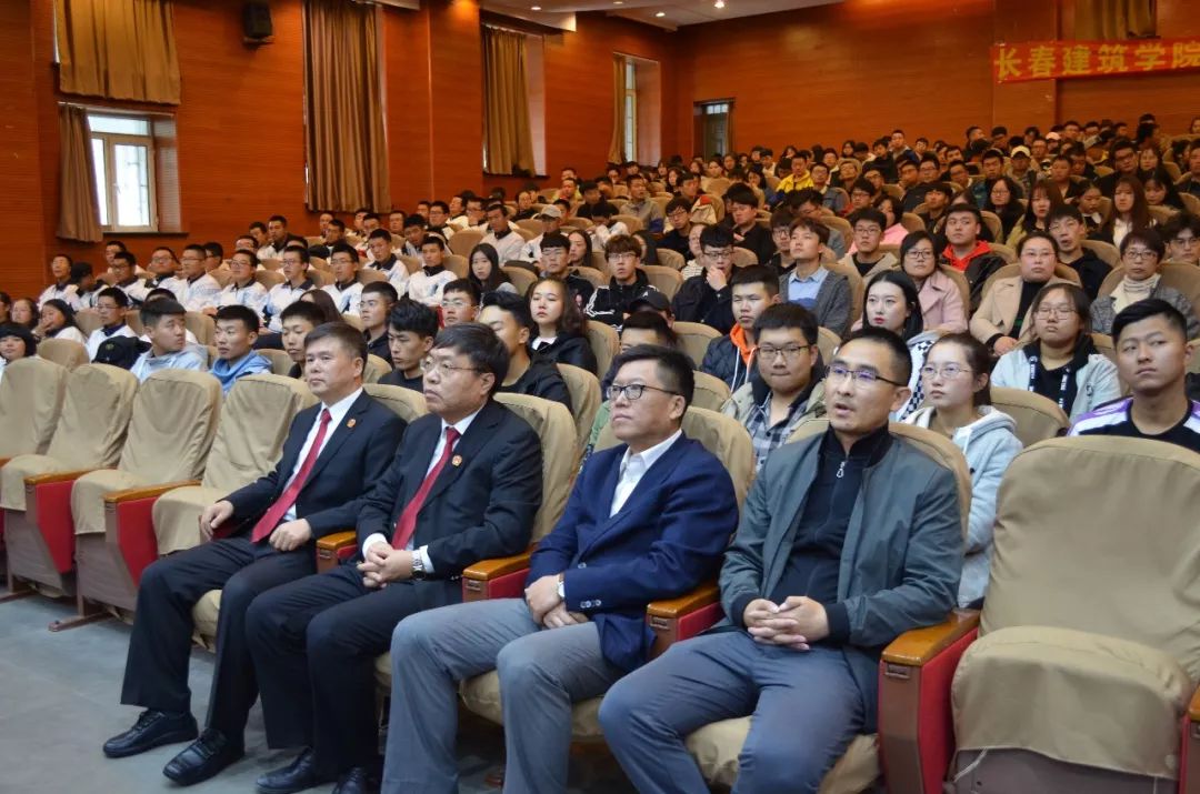 校园贷加强法律意识,提高法律知识拒绝校园贷款