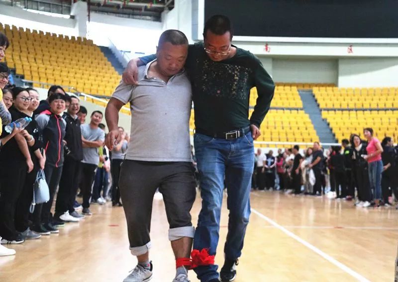 确认过眼神你们是最吃苦耐劳的人,确认过眼神的你就是我们要找的人