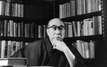 “如果你批评我,那我就不干了!”玻璃心男人的日本文豪成长史