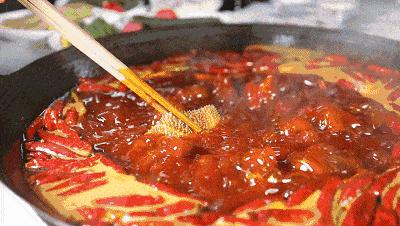 火锅和下雨天,火锅和雨天更配