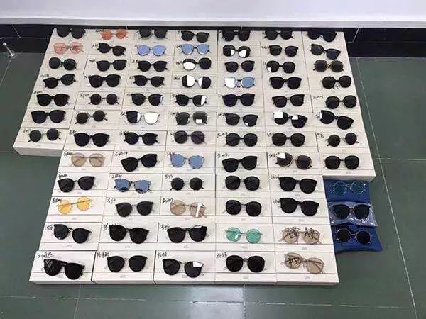 网红卖假货30秒被抓判了,网红卖假欺诈被抓