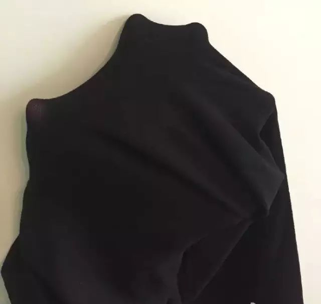 再冷也能穿薄*袜丝**逛街！今年秋冬必抢的断货王，厚木发热连裤袜来了！