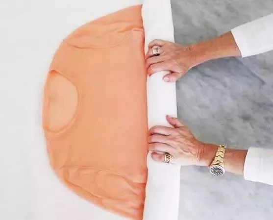 毛衣爱粘毛怎么处理,白色毛衣掉毛毛怎么去掉