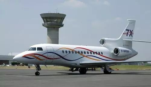 达索猎鹰7X出了什么故障?客机被闪电击中还有救吗?