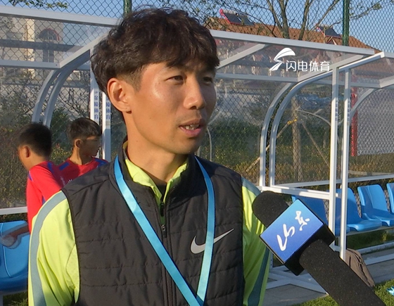 跃动齐鲁看省运·足球场上的功夫队菏泽男足取材曹州武校