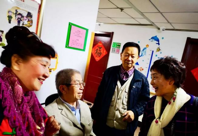 槐荫老干部朗诵沙龙,济南槐荫区老年朗诵协会冬至活动