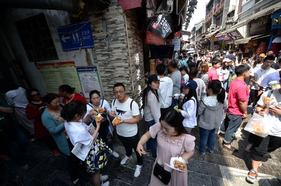 芙蓉街的网红打卡点,芙蓉街网红打卡别有洞天