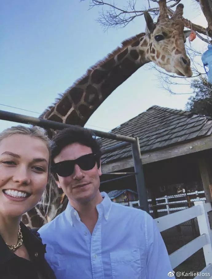 karliekloss婚礼完整版,karliekloss官宣