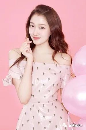 李凯馨高颜值有才华,李凯馨惊艳美照