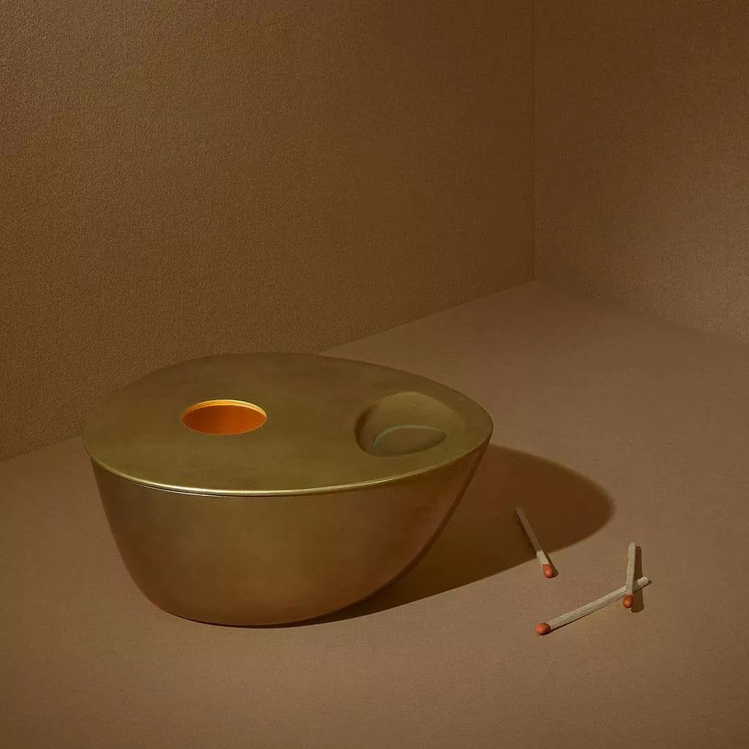 绾康鏃ョ粰鐢峰弸涔扮殑绀肩墿,绾康鏃ョ粰鑰佸叕涔扮殑涓滆タ